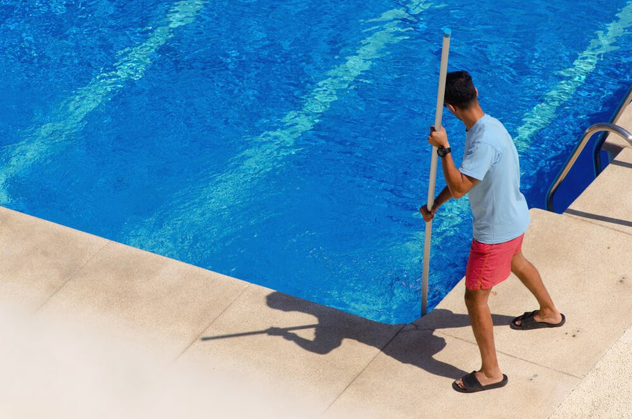 Limpeza da piscina: 8 cuidados para manter a piscina sempre linda